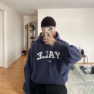 vintage nike varsity hoodie